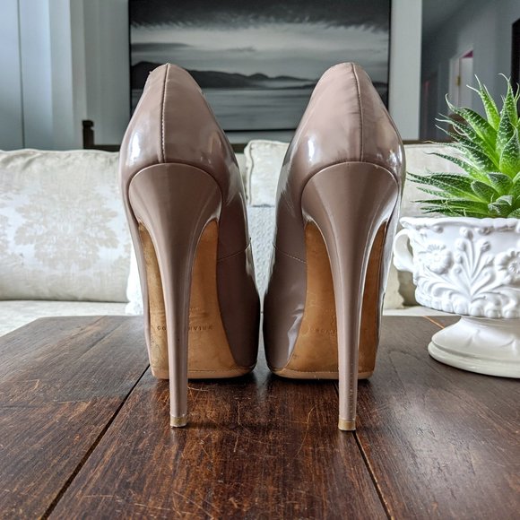 Brian Atwood Maniac Taupe Leather Pumps - Picture 3 of 6